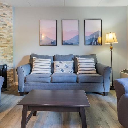 Family Bear Condos, Full King Suite, Kitchen, Pool Access Unit 103 Gatlinburg Esterno foto